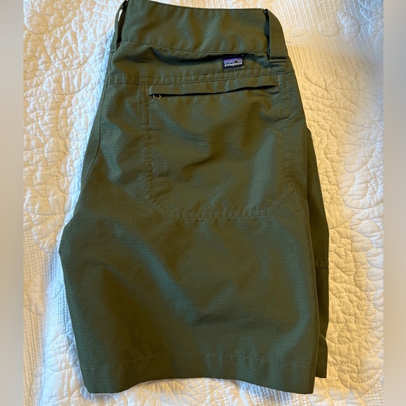 Patagonia Pants - Patagonia Olive Green Athletic Shorts